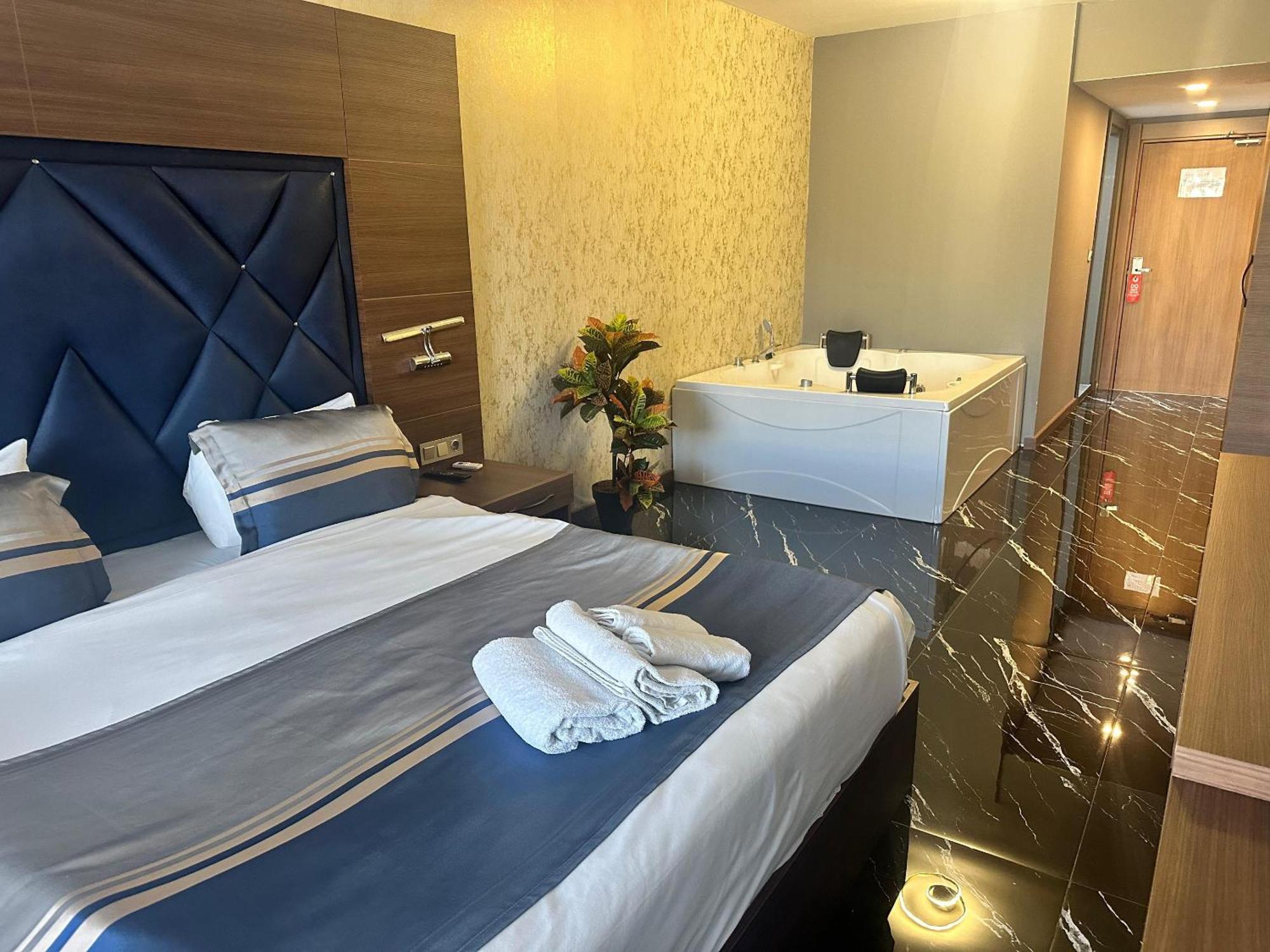 Grand Salizze Hotel Kestel  Eksteriør bilde